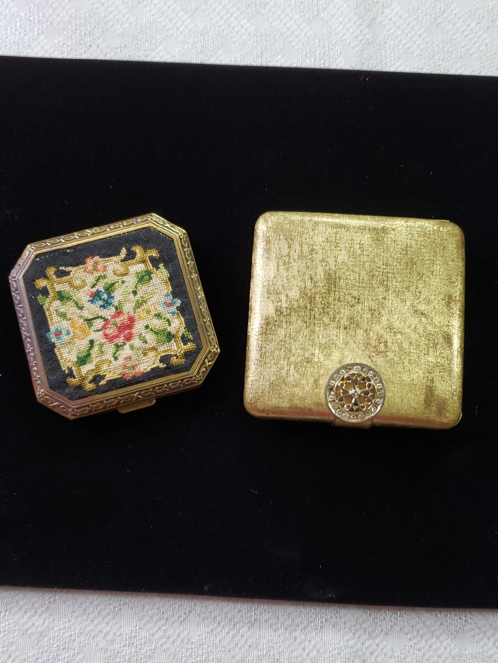 2 Vintage Mirrored Powder Compacts Avon Evans